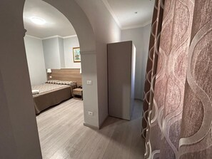 5 Schlafzimmer, WLAN, Bettwäsche