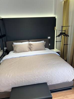 1 chambre, fer et planche à repasser, Wi-Fi, draps fournis