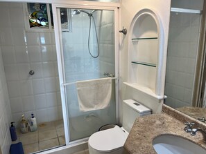 Shower, hair dryer, towels, soap - Stunning ocean & pool view 3 bed., 3 bath condo in beautiful Marina Vallarta.

 (Puerto Vallarta)