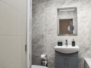 Immagine non classificata, 3 di 18, pulsante