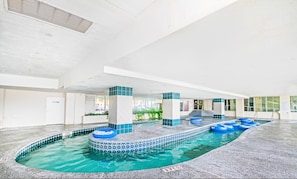 Pool - Spacious Oceanfront 2-bedroom Condo in Bay Watch in beautiful North Myrtle Beach (North Myrtle Beach)