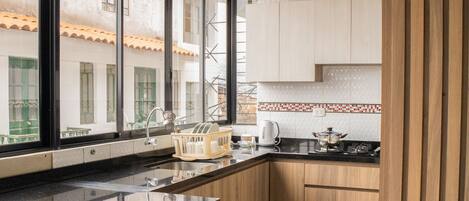 Fridge, microwave, dishwasher, electric kettle