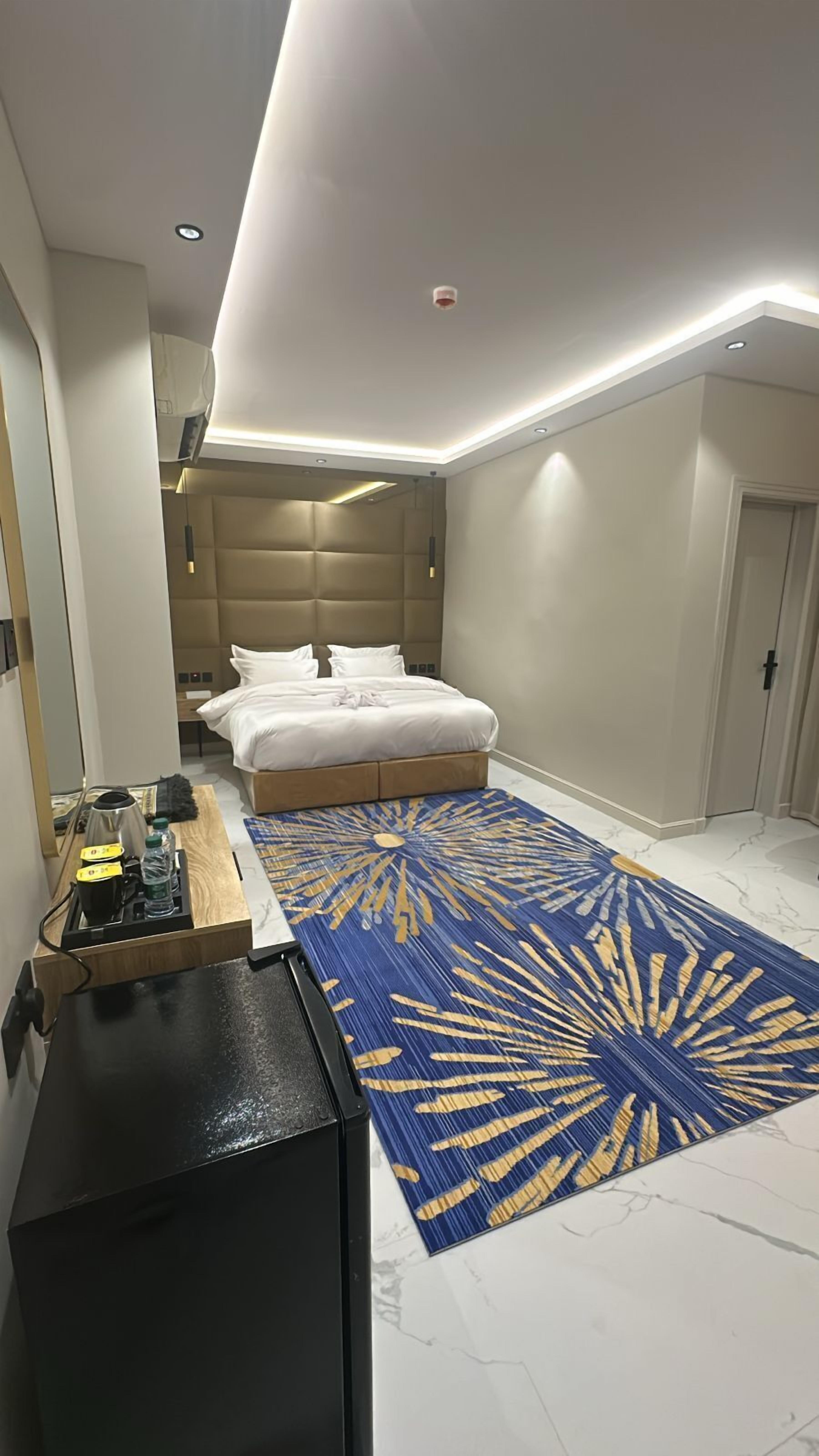Basic Double Room | Premium bedding, minibar, in-room safe, blackout curtains
