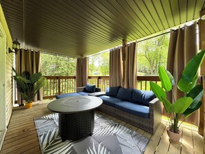 Property grounds - Gig's Loft in Brookville, PA by Tranquility Retreats (Brookville)