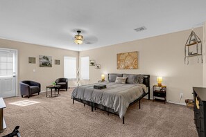 4 間睡房、熨斗/熨衫板、Wi-Fi、床單