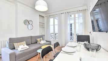 Apartment | Living area