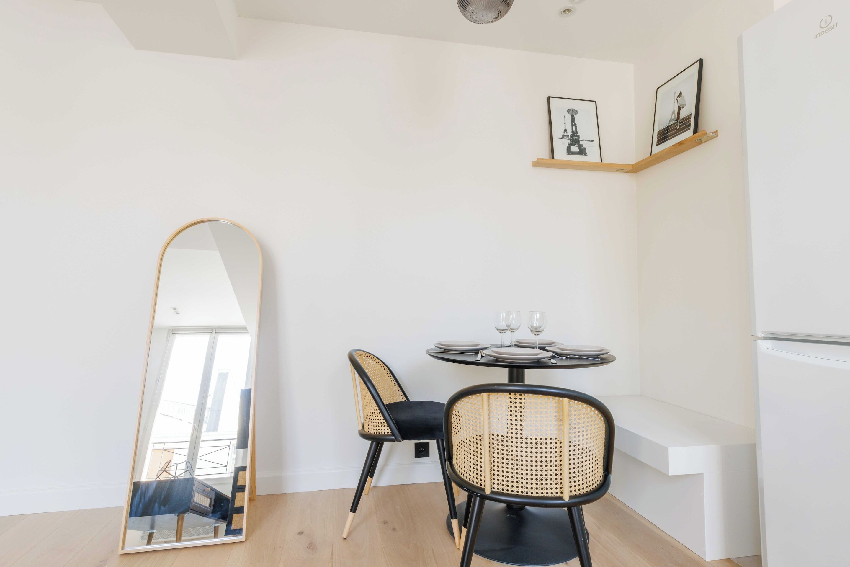 Apartment | Dining