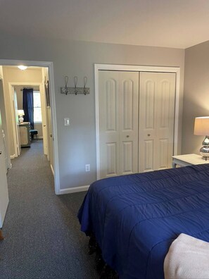 2 bedrooms, desk, iron/ironing board, travel cot