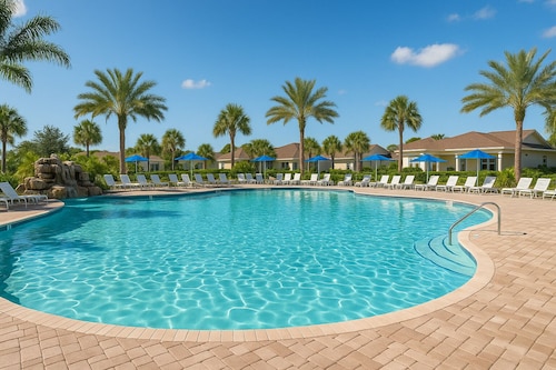 Courtyard Villa in The Villages – Private Yard, Free Golf Cart & Access to Pools