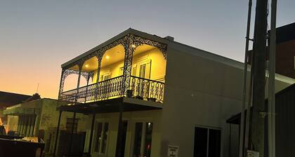 3-bedroom apartment in welcoming Crowley with AC, WiFi