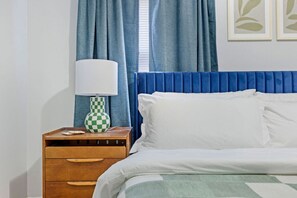 1 bedroom, free WiFi, bed sheets - Maple Heights Dream Libby Unit 6 (Maple Heights)