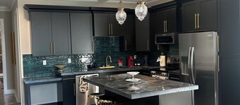 Downstairs 3-bedroom apartment 2 bath apartment in historic downtown crowley