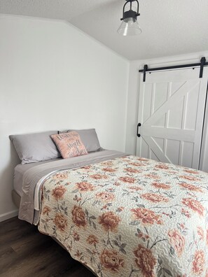 2 chambres, accès au Wi-Fi (inclus), literie fournie