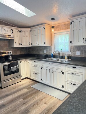 Microwave, oven, stovetop, dishwasher