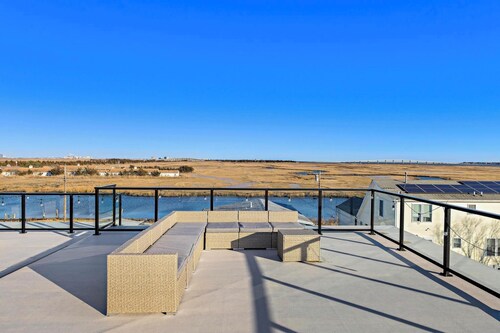 Luxury Beach House - Rooftop Decks with 360° Ocean & Bay Views, Pool, Elevator