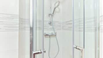 Apartment | Bathroom