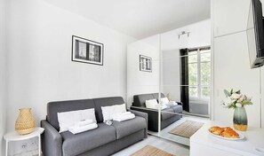 Apartment | Living area