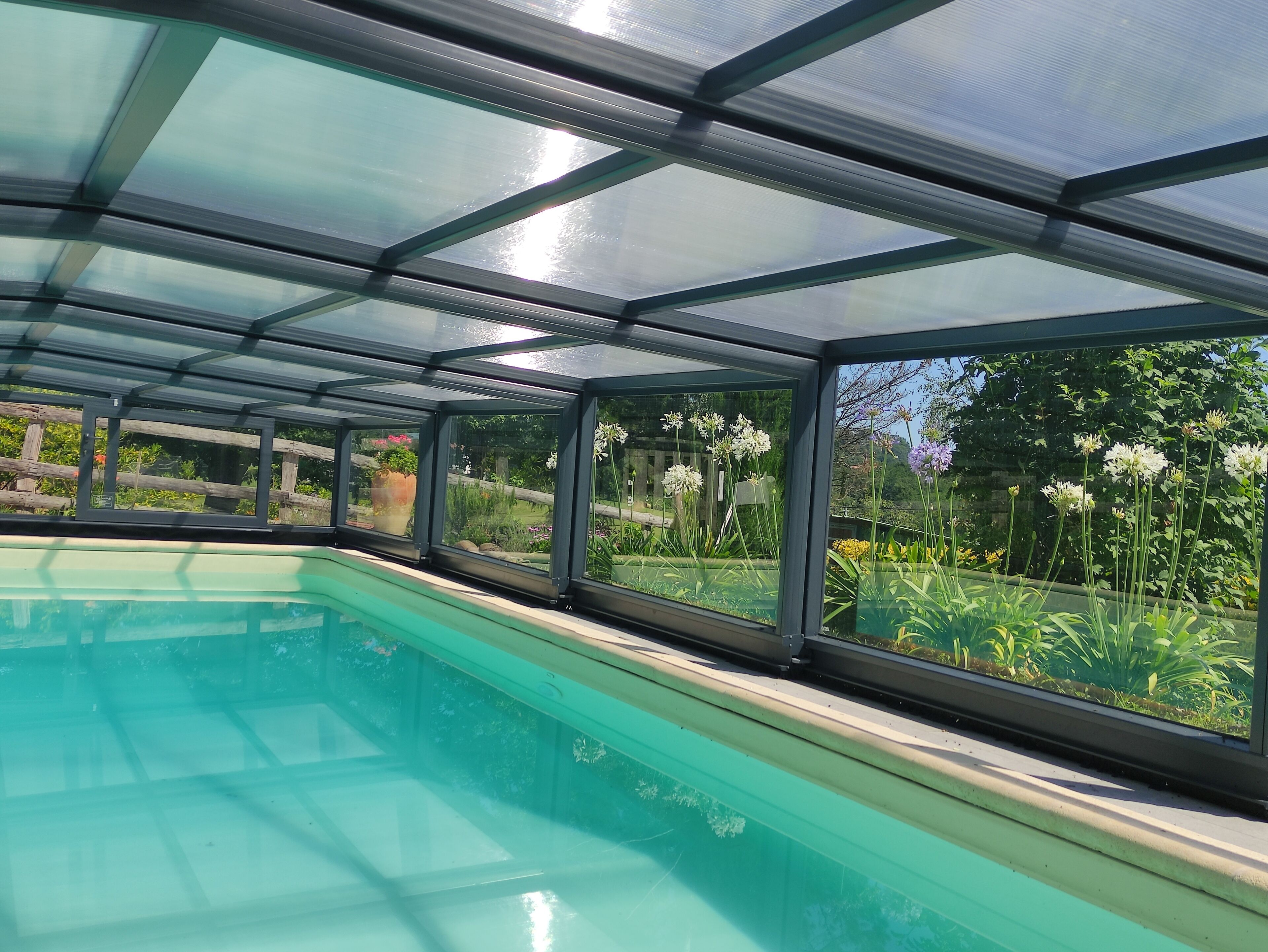 Indoor pool, outdoor pool