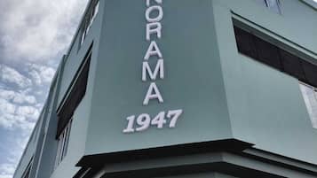 Fachada de la propiedad