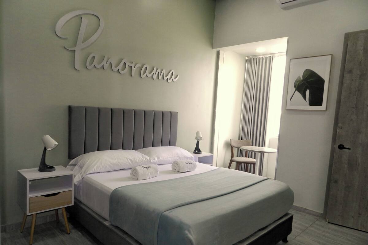 Espace de travail pour ordinateur portable, Wi-Fi gratuit