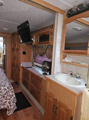 1 bedroom, Internet, bed sheets