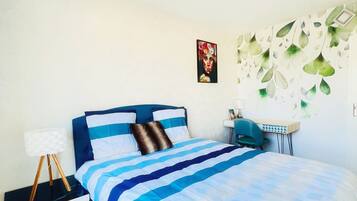 2 bedrooms, WiFi, bed sheets