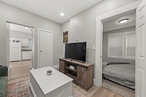 1 Schlafzimmer, Bügeleisen/Bügelbrett, Reisekinderbett, kostenloses WLAN