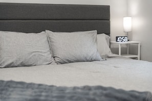 1 chambre, fer et planche à repasser, lit parapluie, Wi-Fi gratuit