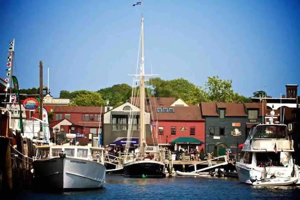 Marina