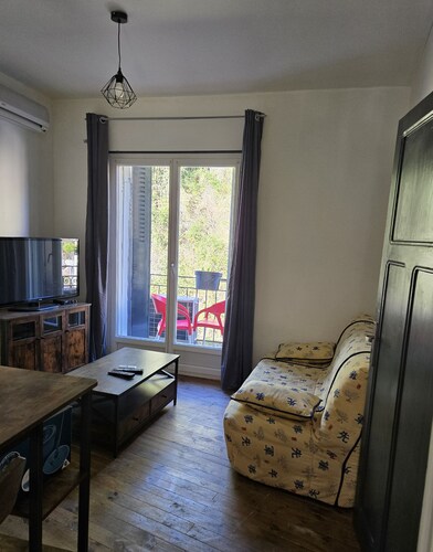 Appartement entièrement neuf 