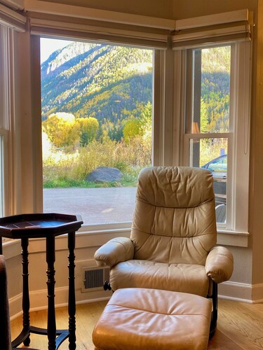 Perfect Location - Beautiful View














