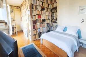 2 soverom, strykejern/-brett, wi-fi og sengetøy