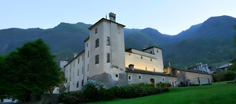 Bed and Breakfast 'Il Pellegrino' with Mountain Views, Shared Garden and Wi-Fi