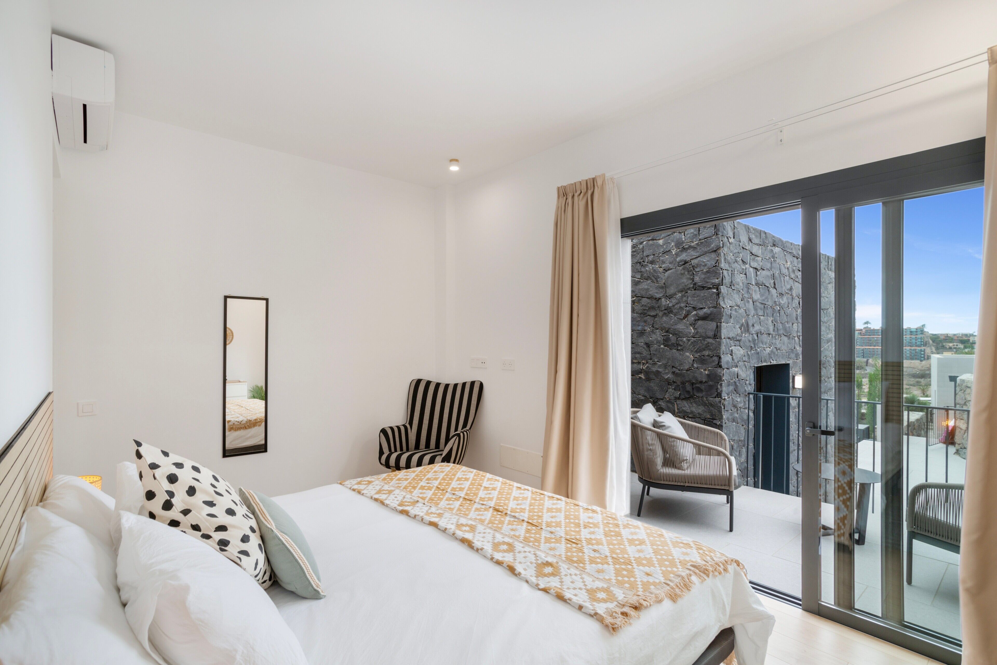 3 sovrum, strykjärn/strykbräda, gratis wi-fi och sängkläder