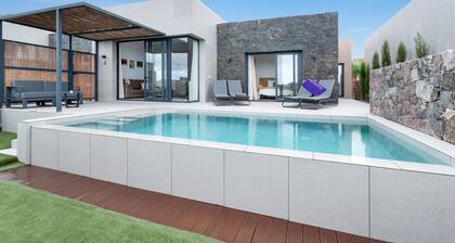 Holiday Villa 'Yucas 14' with Sea View, Wi-Fi and Air Conditioning