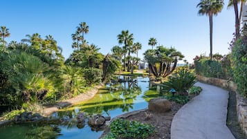 Jardines del alojamiento