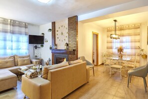 Televisio, takka, DVD-soitin