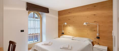 2 chambres, accĂšs au Wi-Fi (inclus), literie fournie