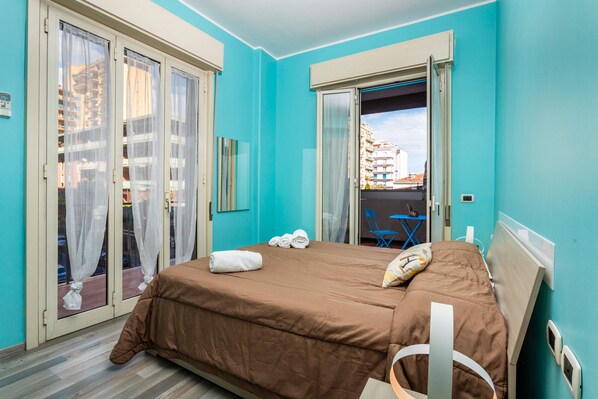 1 chambre, Wi-Fi gratuit, draps fournis