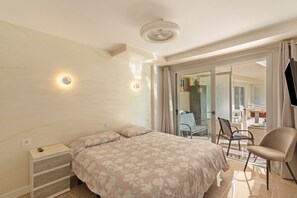 1 Schlafzimmer, Bügeleisen/Bügelbrett, kostenloses WLAN, Bettwäsche