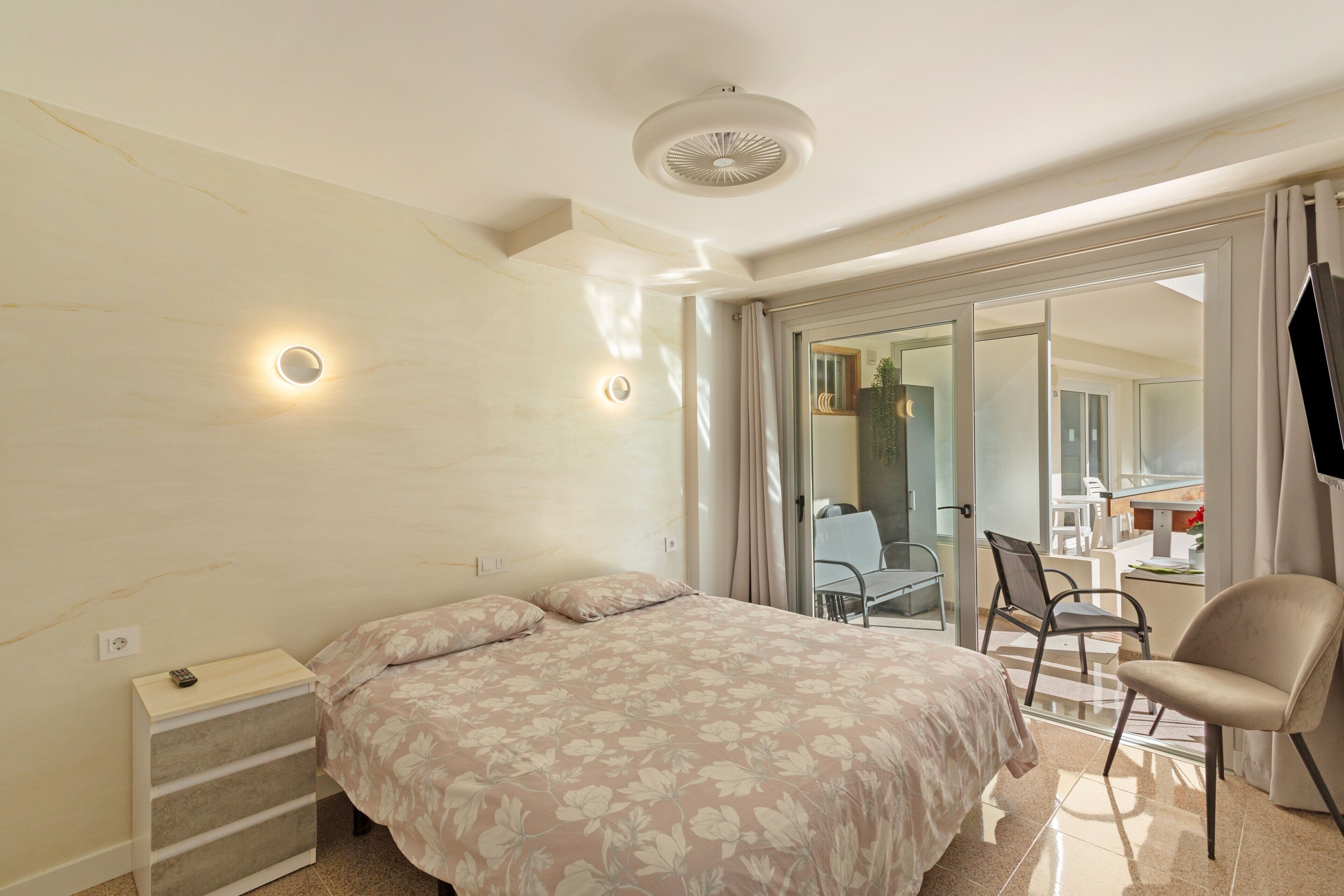 1 Schlafzimmer, Bügeleisen/Bügelbrett, kostenloses WLAN, Bettwäsche