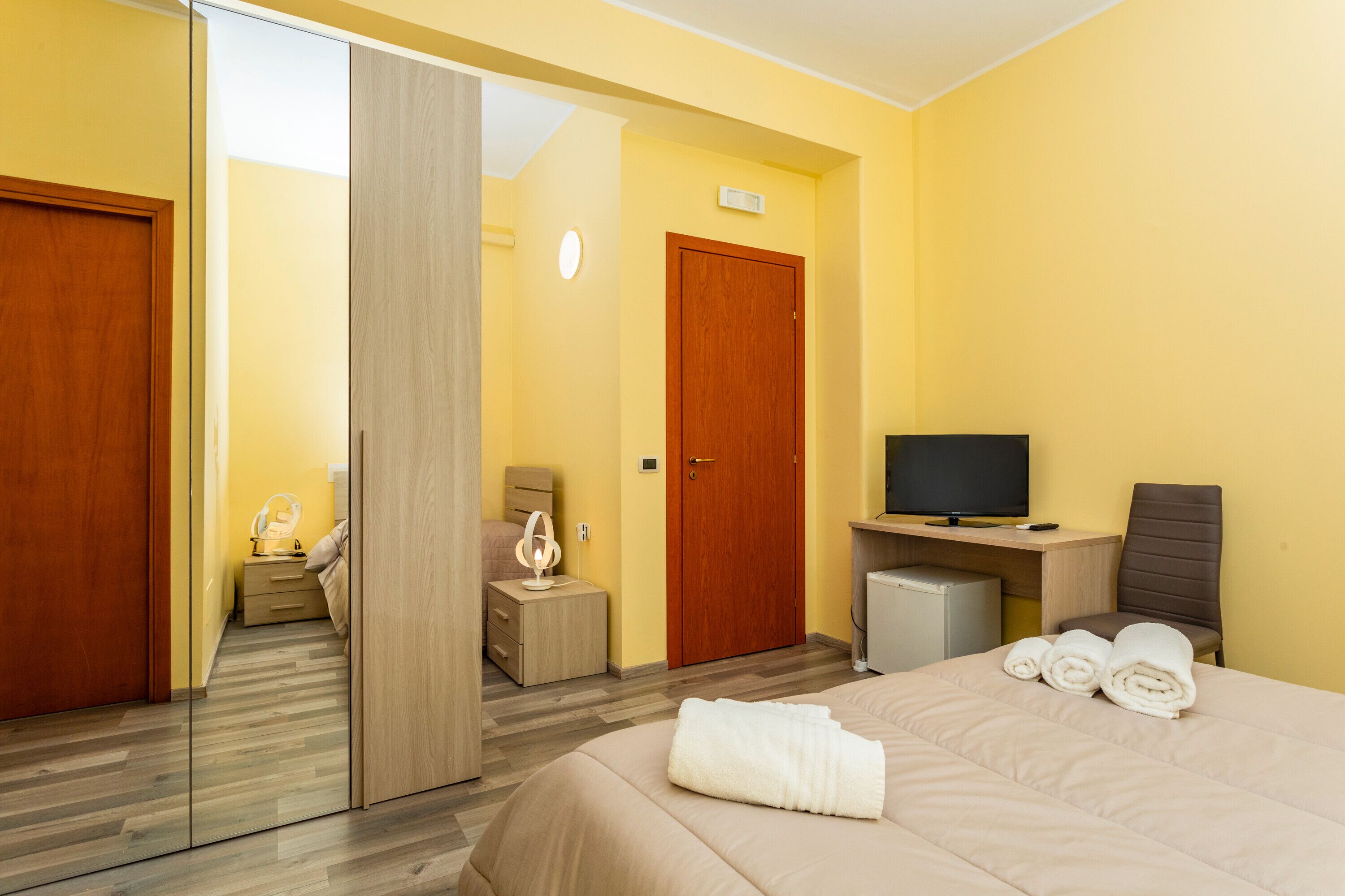 1 bedroom, free WiFi, bed sheets