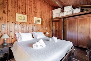 7 habitaciones, tabla de planchar con plancha y wifi gratis 