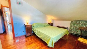 3 bedrooms, free WiFi, bed sheets