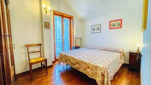 3 chambres, Wi-Fi gratuit, draps fournis