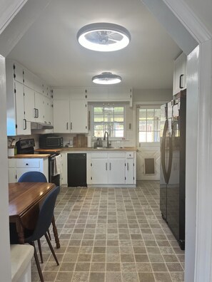 Microwave, oven, stovetop, dishwasher