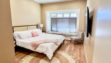 1 habitación, escritorio, wifi gratis y ropa de cama