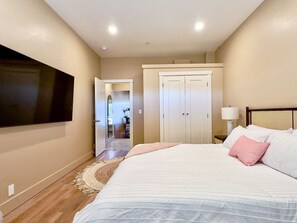 1 makuuhuone, työpöytä, ilmainen Wi-Fi, vuodevaatteet