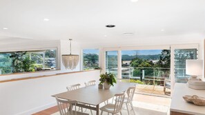 Dining - Whitewater - Stylish Beach House With Ocean Views (AVOCA BEACH)