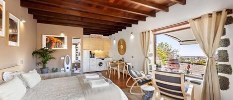 1 bedroom, iron/ironing board, free WiFi, bed sheets